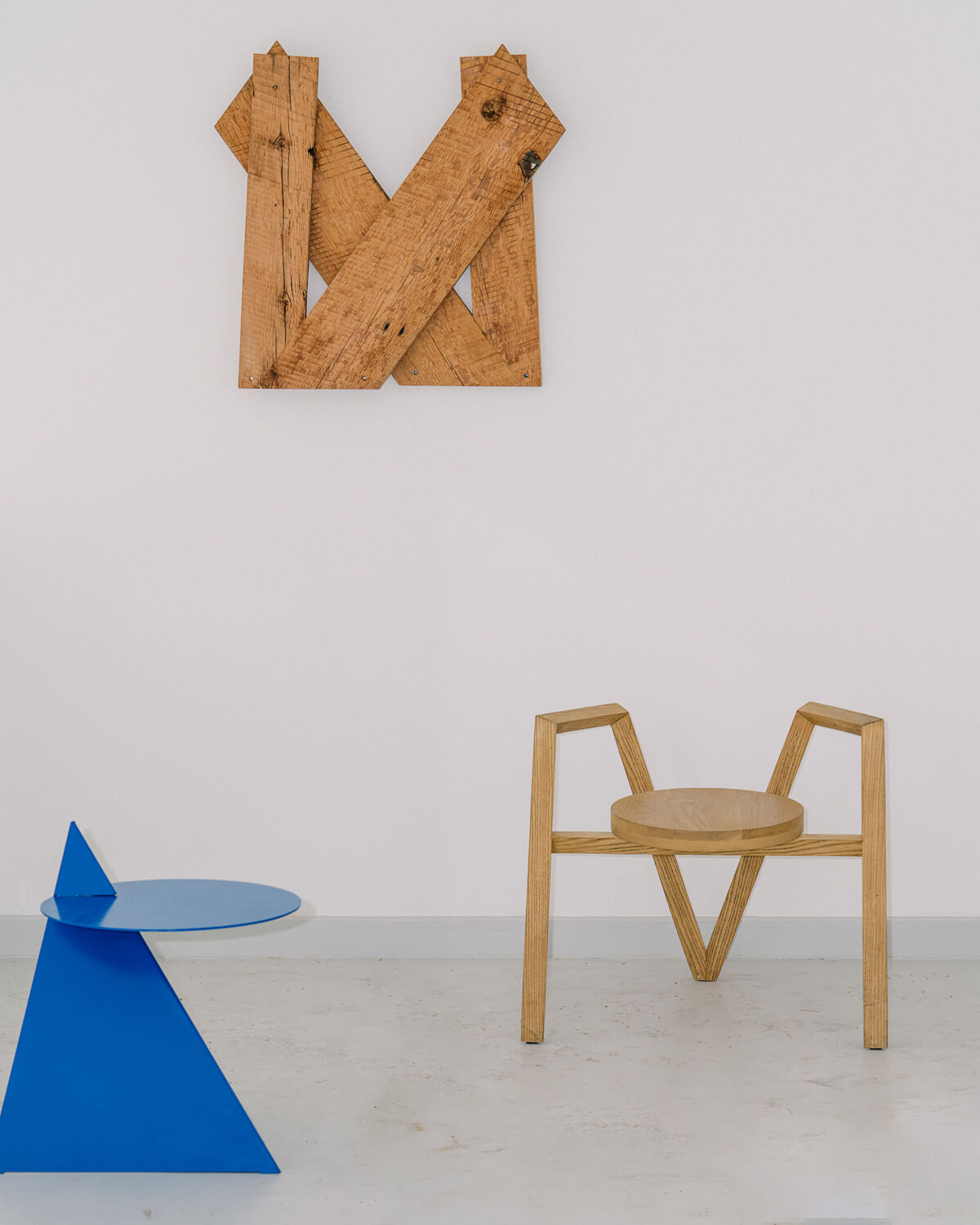 Mullet Stool