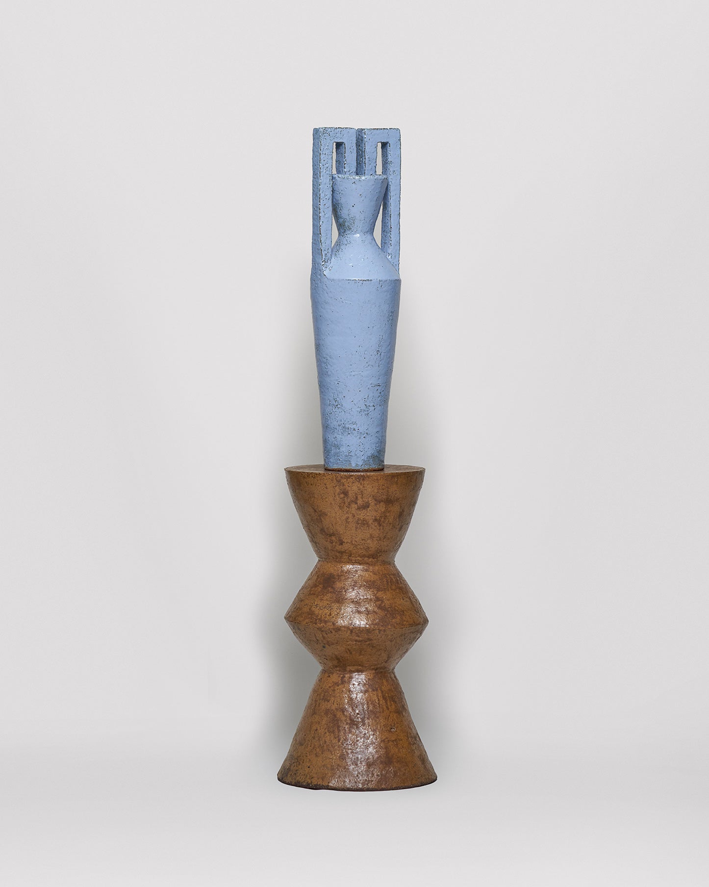 Ceramic Vase & Plinth 01 
