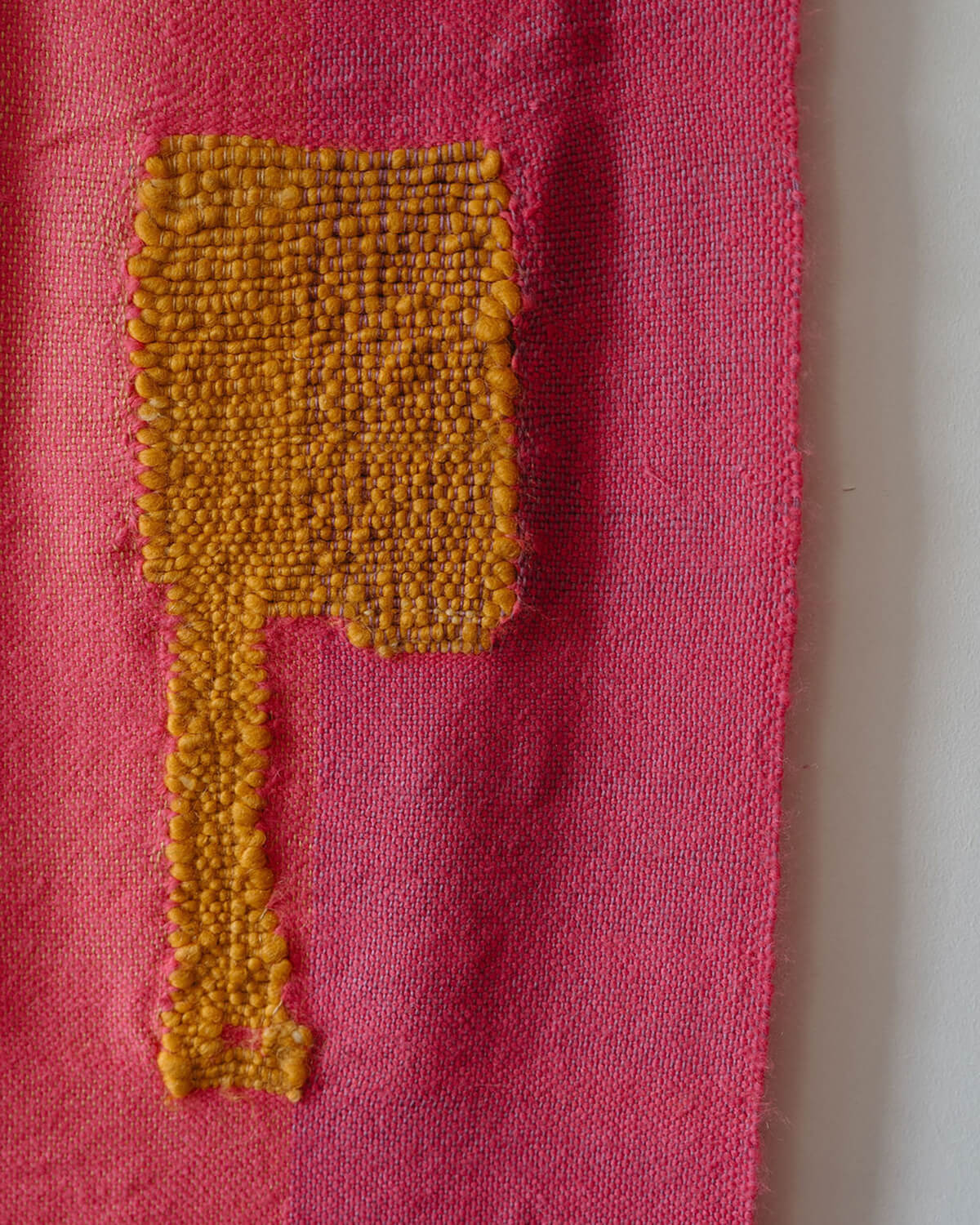 'Barbie Bly op' Mohair Tapestry (Botterblom Collection)