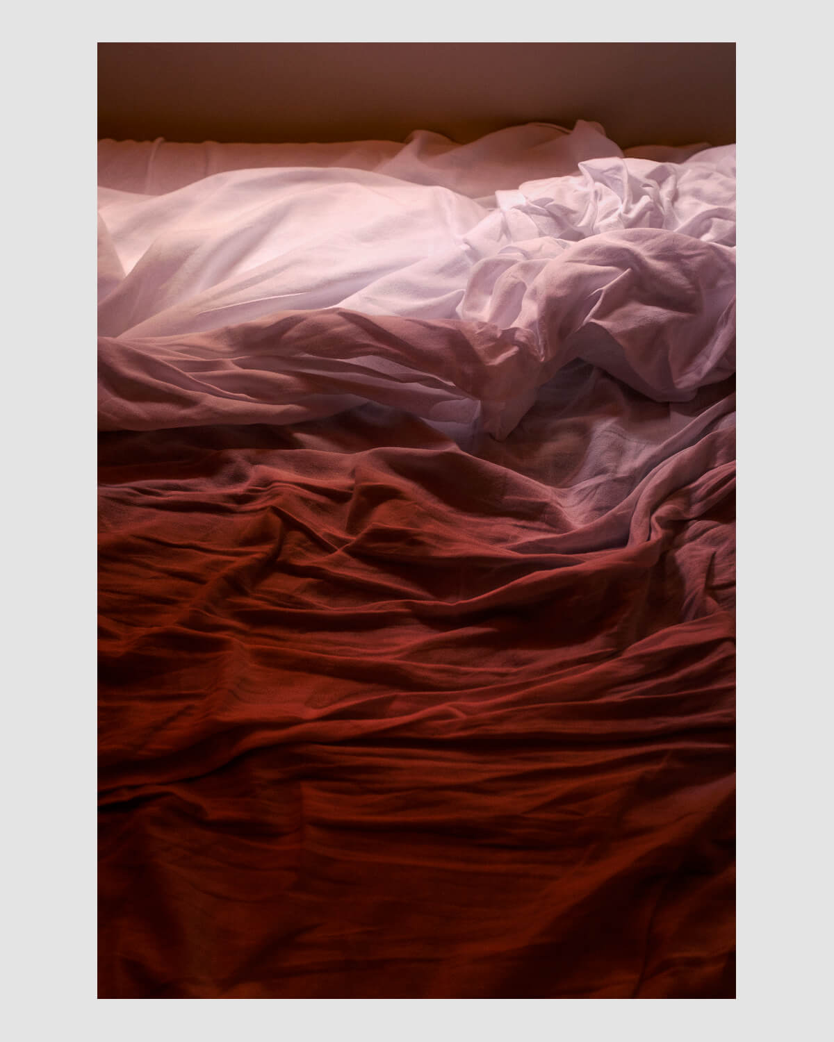Bedsheets in Rome, 2016 (Photographic Print)